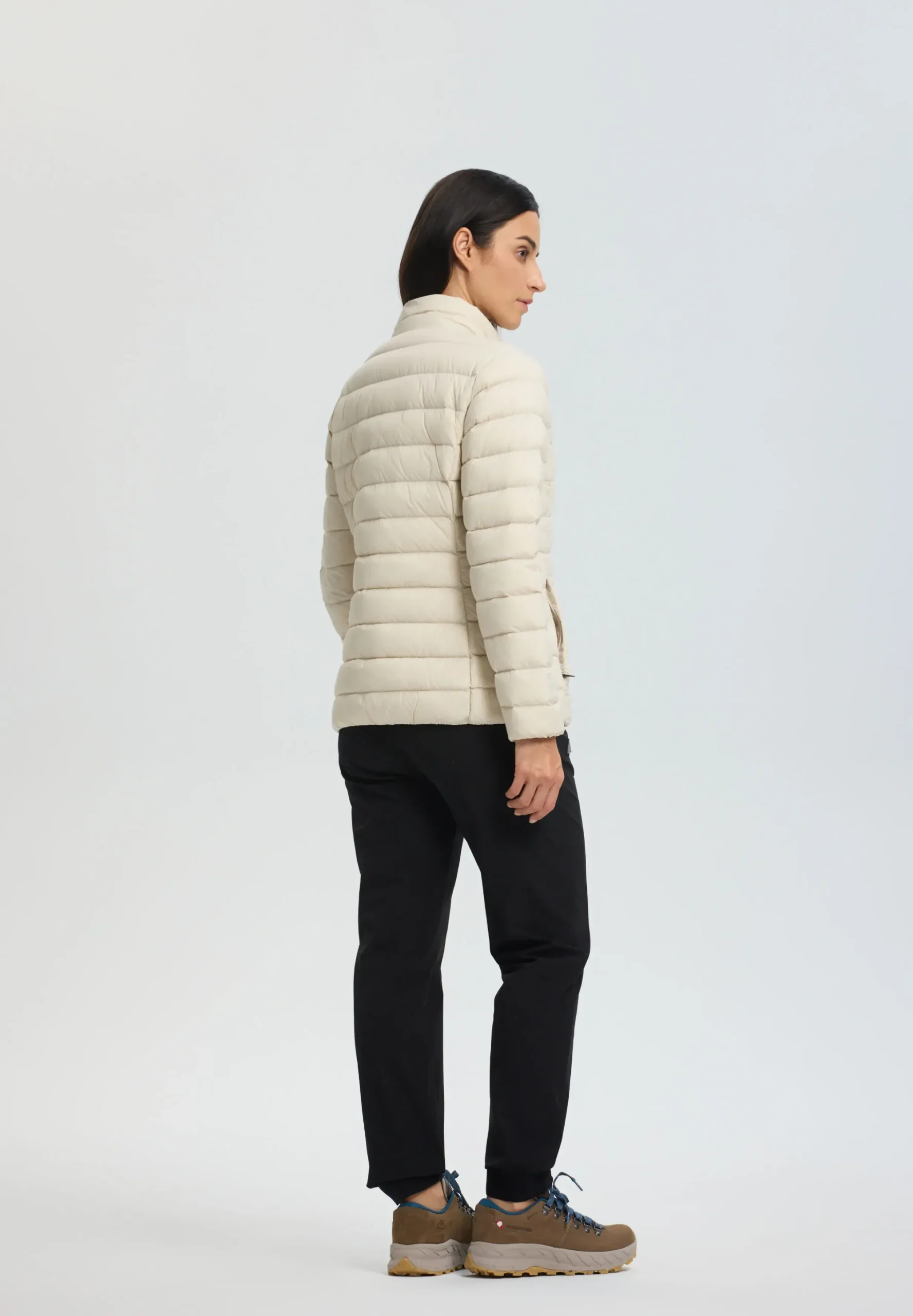 Outlet Haain Ulkoilutakit