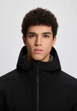 Hot Ulmer Ulkoilutakit