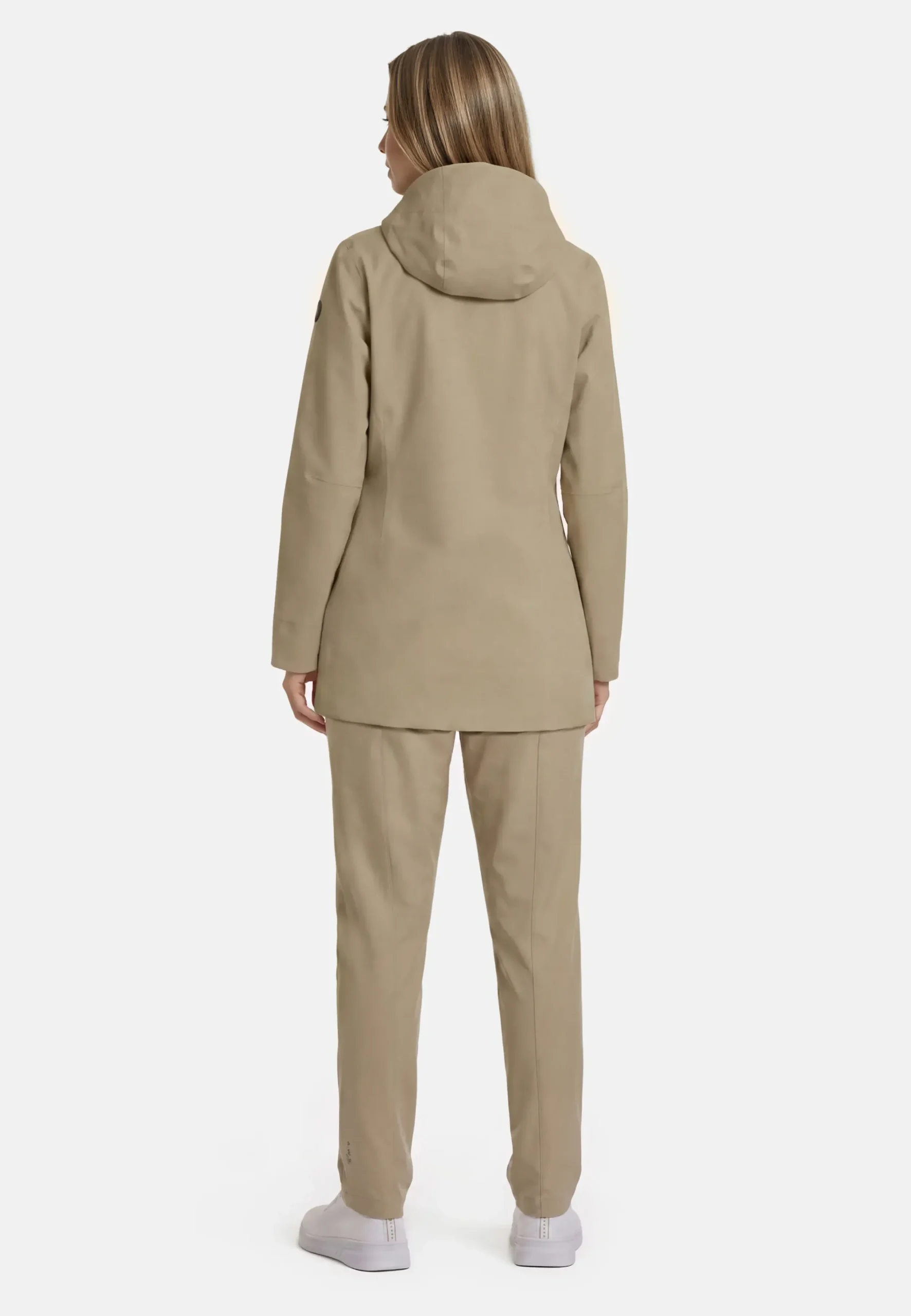 Outlet Akkola Ulkoilutakit