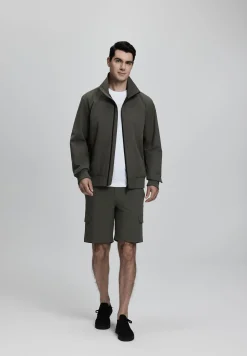 Hirvenlahti Shortsit