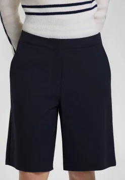 Huhus Shortsit