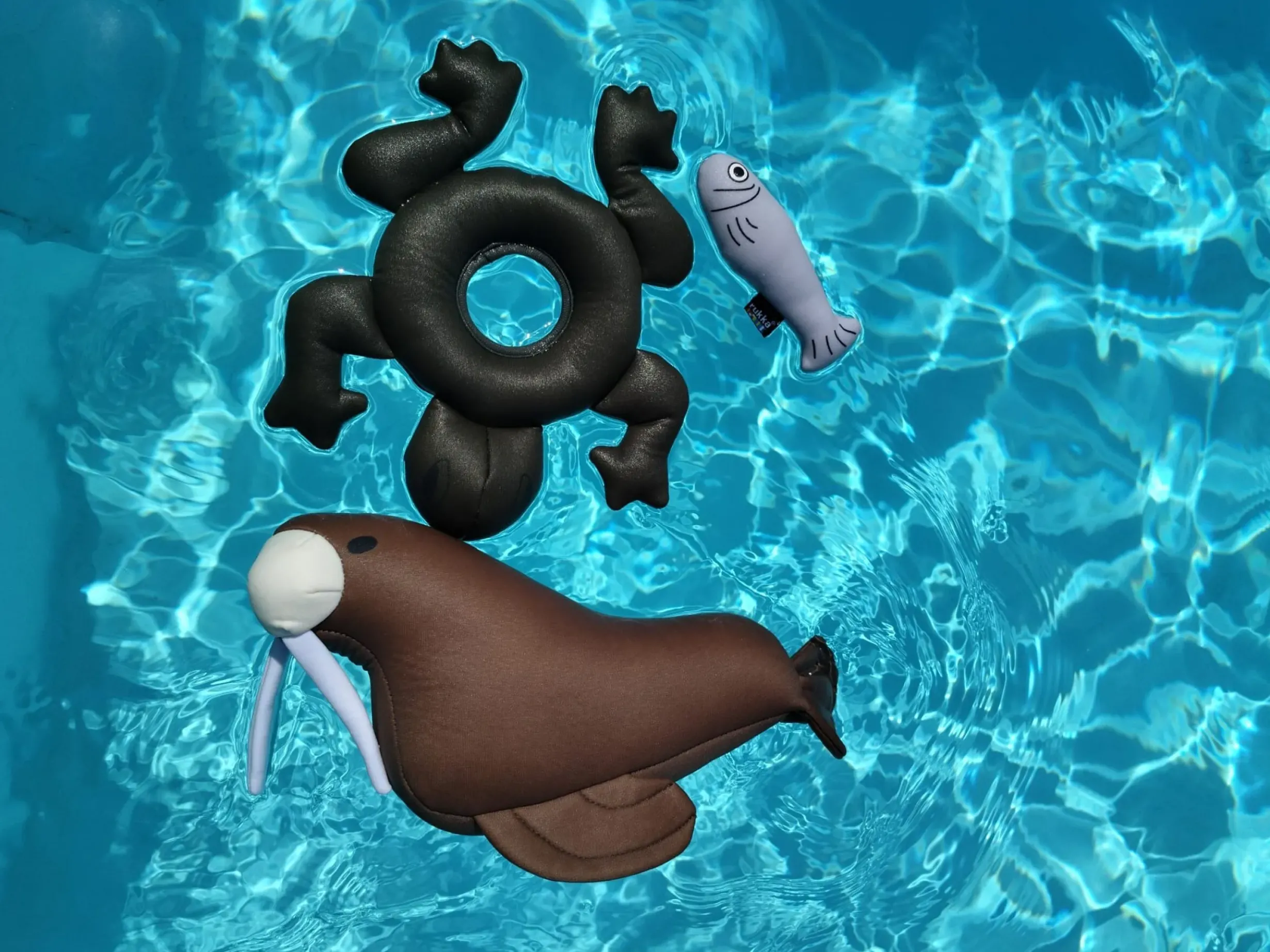 Hot Walrus Floating Toy Lelut