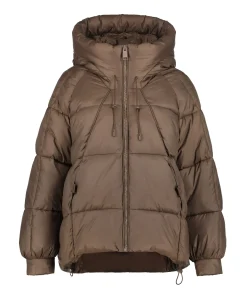 Outlet Canova Ulkoilutakit|Toppatakit